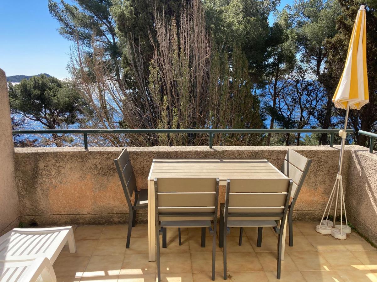 Hoteliere Le Provencal A Giens - Bord De *
