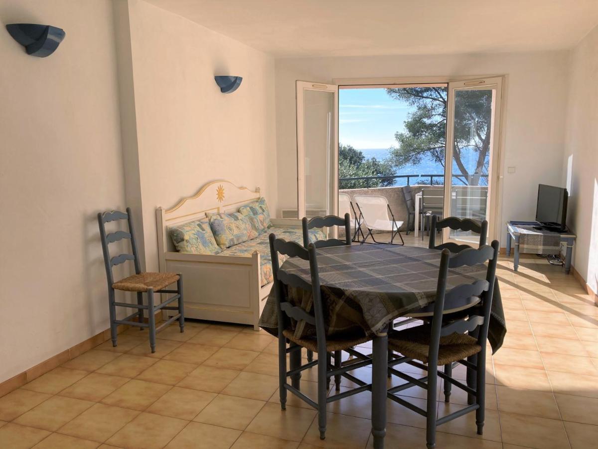 Hoteliere Le Provencal A Giens - Bord De