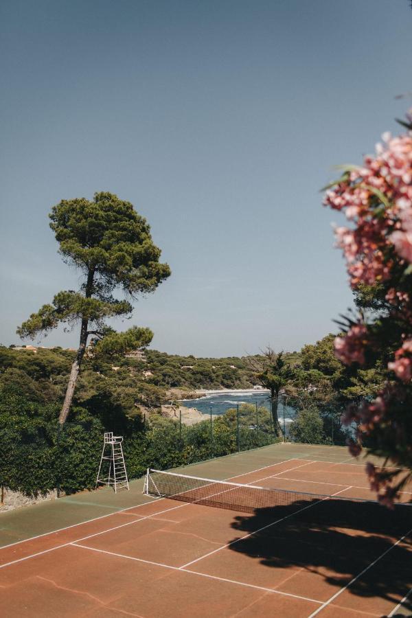 Hoteliere Le Provencal A Giens - Bord De Hotel Hyères
